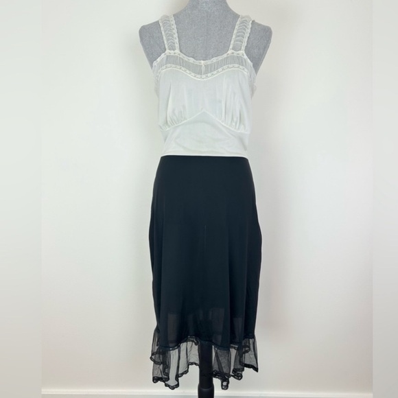 VTG Luxite Two Tone Slip - Picture 1 of 10